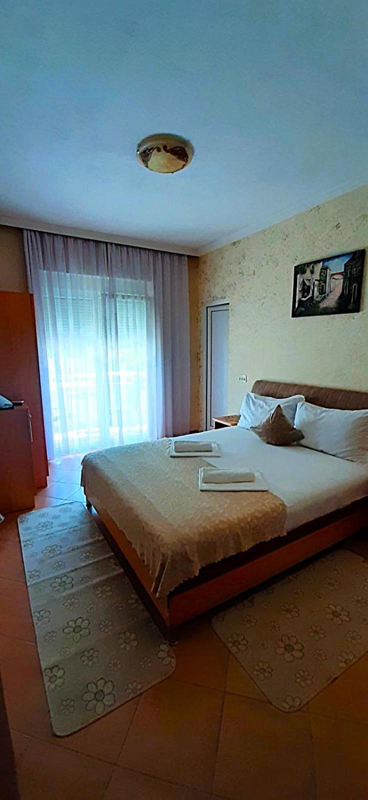 Apartmants Elisa Ulcinj Exterior photo